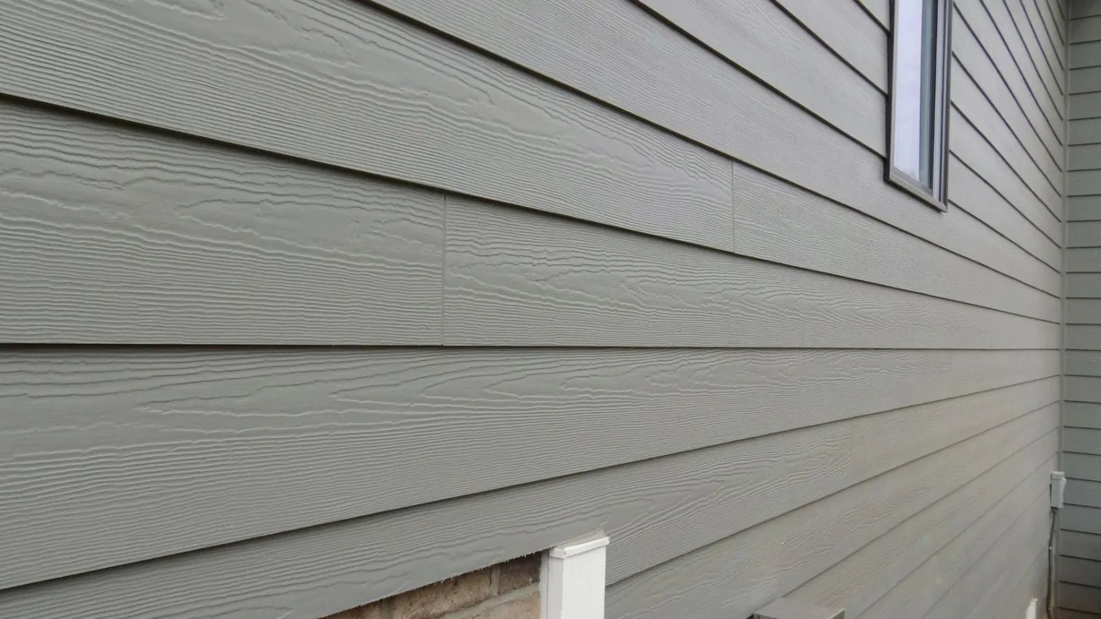 Hardie Board Siding vs. Stucco Painting: What San Diego Homeowners Should Know